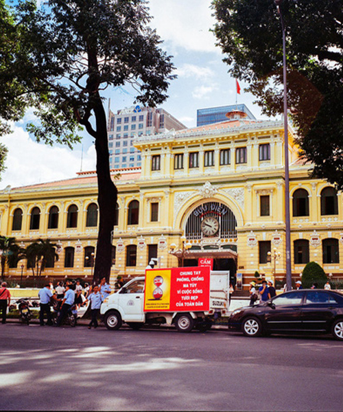 TP.HCM, Hà Nội bắt buộc đeo khẩu trang, chưa mở cửa đón du khách quốc tế