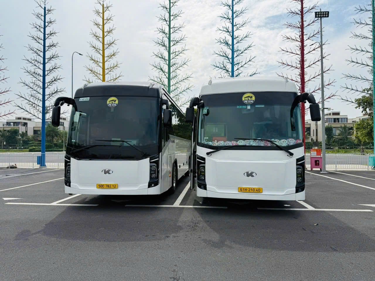 Xe du lịch chuẩn bị cho hành trình đi xa trong mùa du lịch