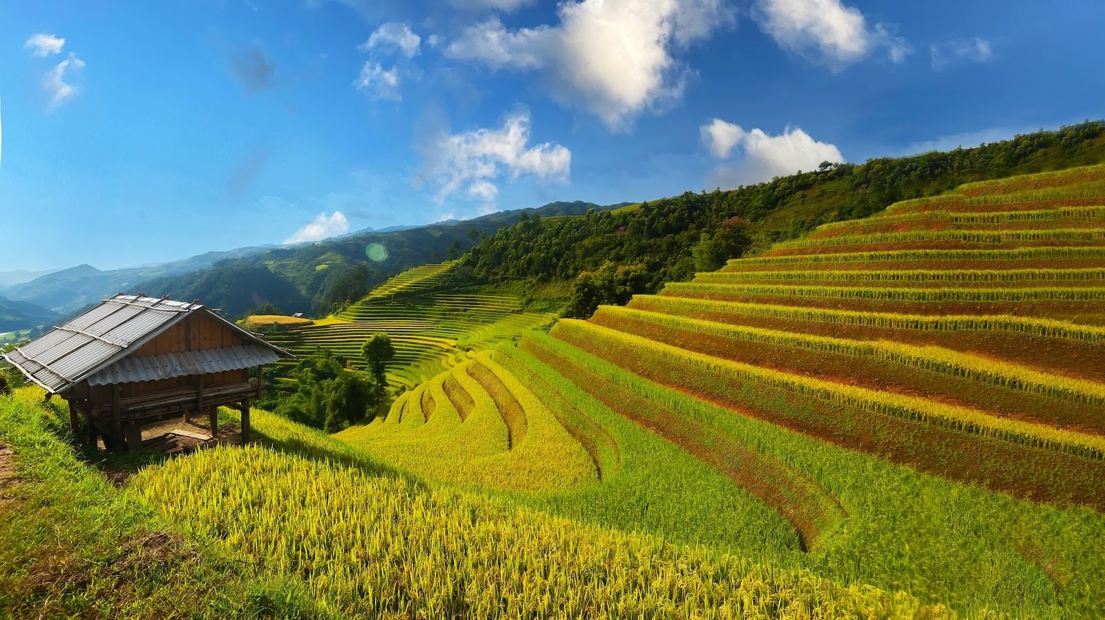 Bản làng và núi non Sa Pa
